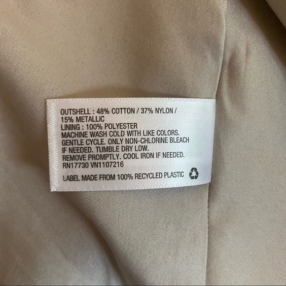 ISANI for TARGET Gold Metallic Jaquard Pintuck Full A-Line Mini Skirt medium - Picture 8 of 10